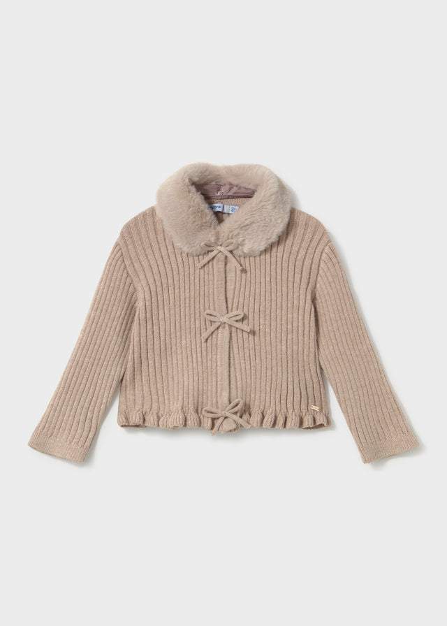 mayoral-cardigan girl
