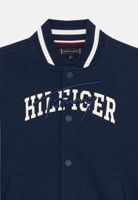TOMMY HILFIGER-Felpa Boy
