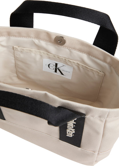 CALVINKLEIN-Bag Girl