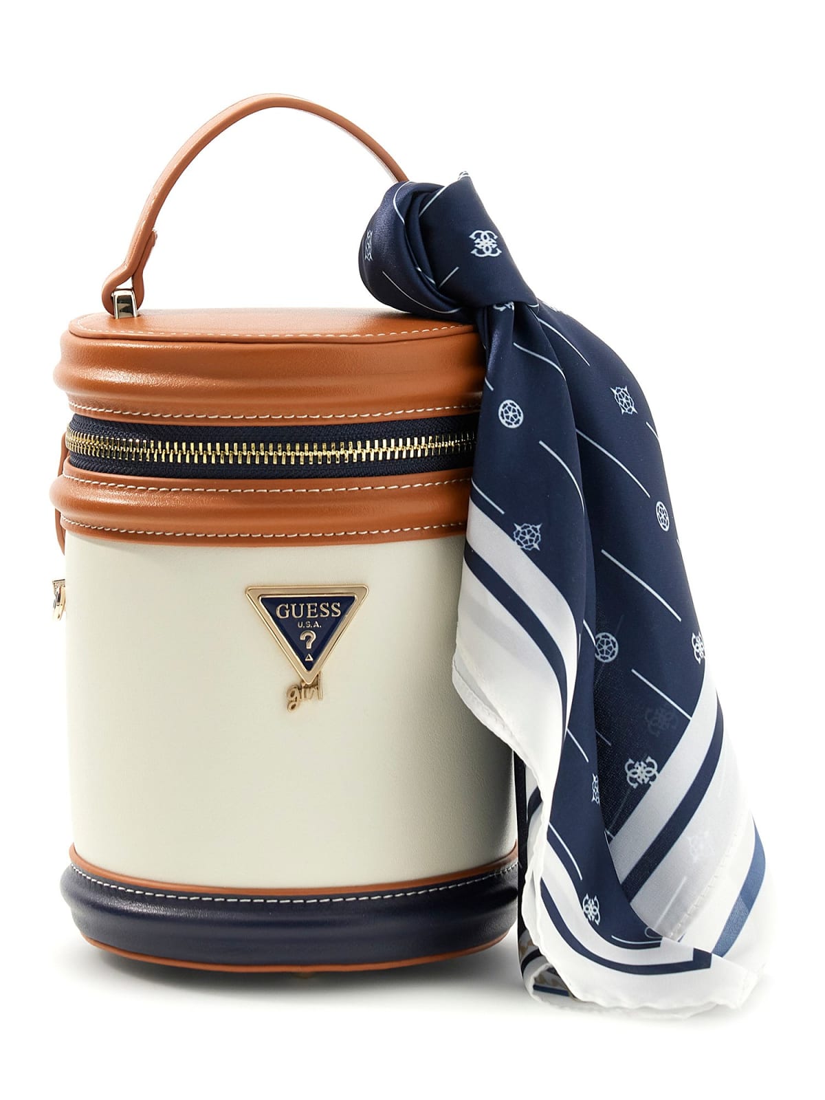 guess-bag girl
